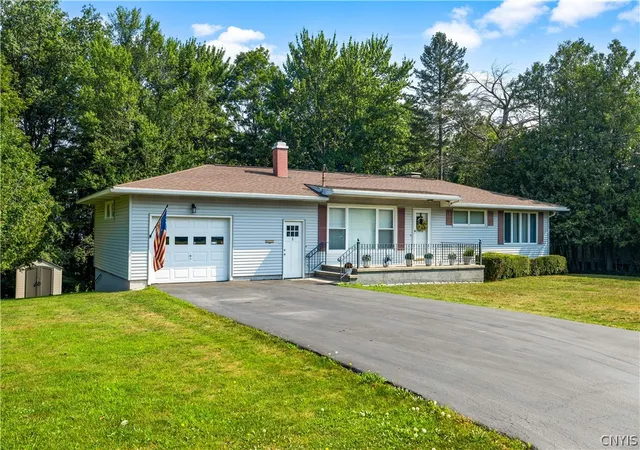 2nd image of 5 Lin Rd, Utica, NY 13501 | MLS# S1699400