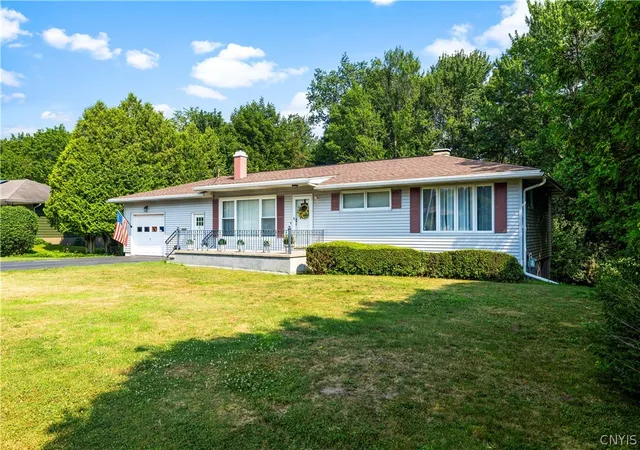 3rd image of 5 Lin Rd, Utica, NY 13501 | MLS# S1699400