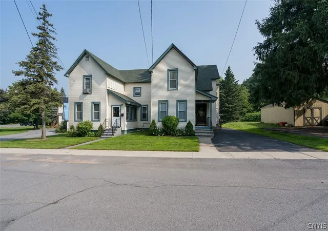 2nd image of 556 Adelaide St, Carthage, NY 13619 | MLS# S1699642