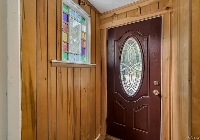 Photo 3 of Single family home for sale at 556 Adelaide St, Carthage, NY 13619 | MLS# S1699642 | Listing updated on 2026-07-17