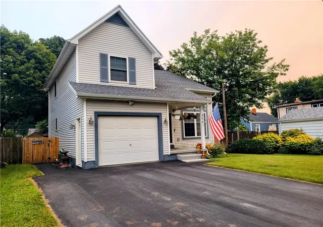 Photo 1 of Sale Pending at 354 Oakwood Rd, Rochester, NY 14616 | MLS# R1699564 | Listing updated on 2026-07-30