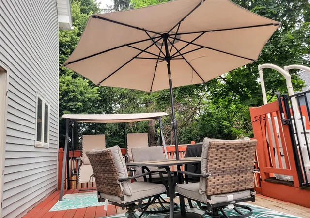 Photo 2 of Sale Pending at 354 Oakwood Rd, Rochester, NY 14616 | MLS# R1699564 | Listing updated on 2026-07-30