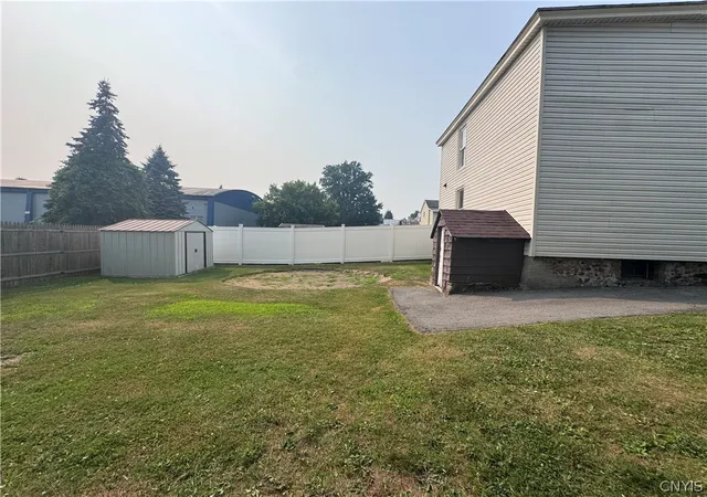 Photo 3 of Multi family home for sale at 509 W Thomas St, Rome, NY 13440 | MLS# S1699518 | Listing updated on 2026-07-30