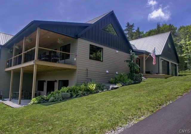 Photo 4 of Sale Pending at 6326 E Bluff Dr, Penn Yan, NY 14527 | MLS# S1699495 | Listing updated on 2026-07-29