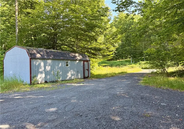 Photo 4 of Sale Pending at 10 Whispering Oaks Ln, Altmar, NY 13302 | MLS# S1699181 | Listing updated on 2026-07-27
