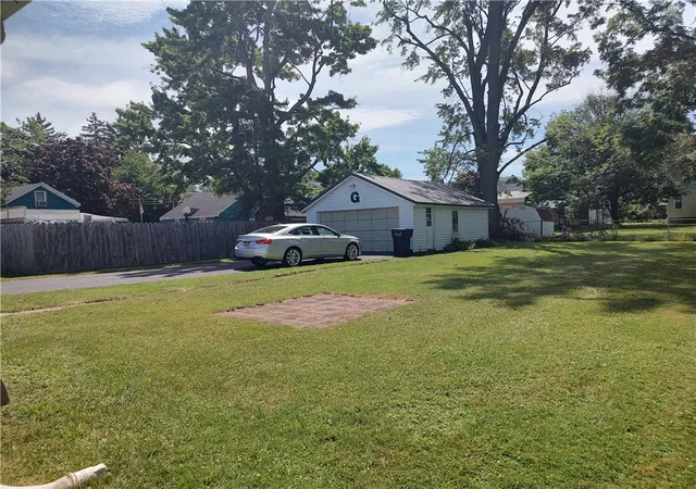 Photo 47 of Sale Pending at 29 Van Cleef St, Seneca Falls, NY 13148 | MLS# R1699433 | Listing updated on 2026-07-24