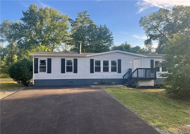 1st image of 1450 Lamoy Rd, Kirkville, NY 13082 | MLS# S1699397