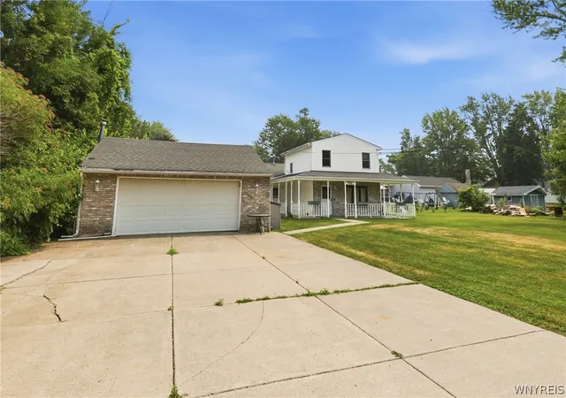 Photo 1 of Single family home for sale at 6709 Hamilton Dr, Derby, NY 14047 | MLS# B1699691 | Listing updated on 2026-07-18