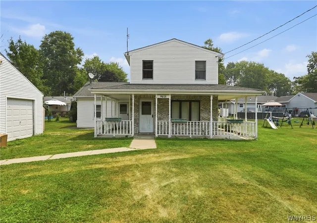 Photo 3 of Single family home for sale at 6709 Hamilton Dr, Derby, NY 14047 | MLS# B1699691 | Listing updated on 2026-07-18
