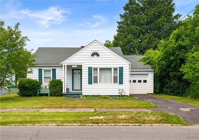 1st image of 1434 Watkins Ave, Utica, NY 13502 | MLS# S1698655