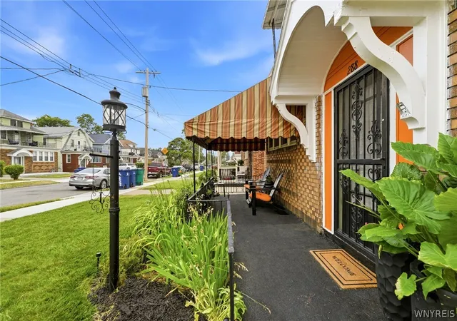 Photo 3 of Sale Pending at 288 Hastings Ave, Buffalo, NY 14215 | MLS# B1699654 | Listing updated on 2026-07-27
