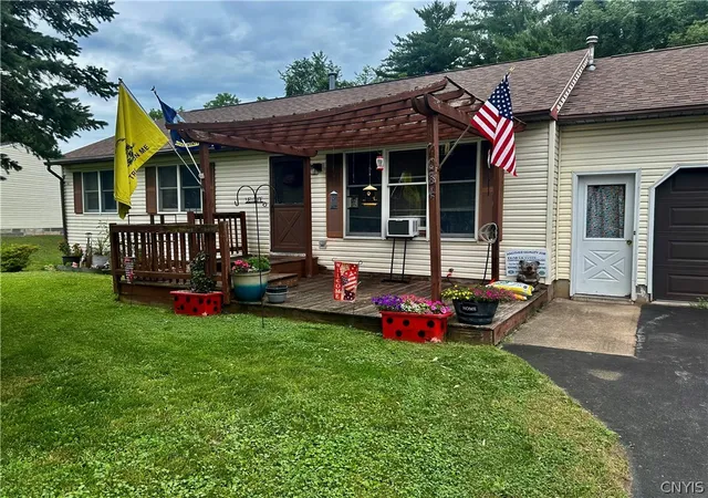 4th image of 7084 Verna Dr, Canastota, NY 13032 | MLS# S1699585