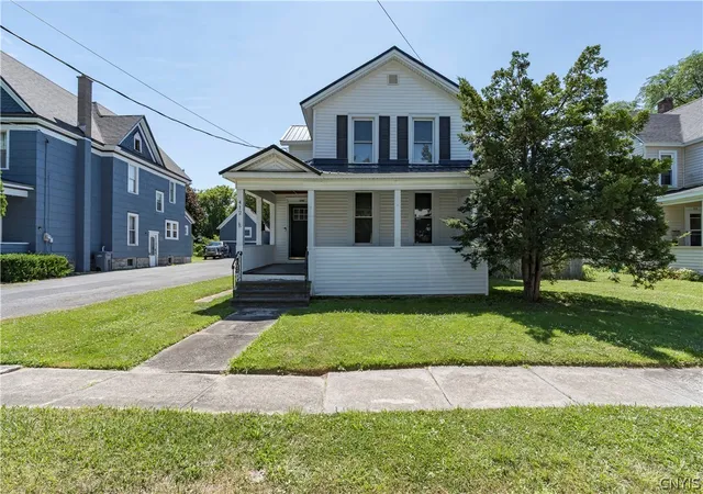 1st image of 412 Brainard St, Watertown, NY 13601 | MLS# S1699702