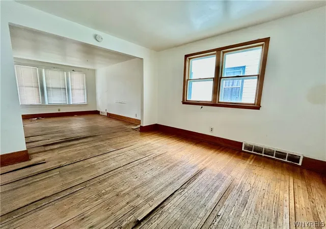 Photo 3 of Sale Pending at 90 Theodore St, Buffalo, NY 14211 | MLS# B1699749 | Listing updated on 2026-07-21