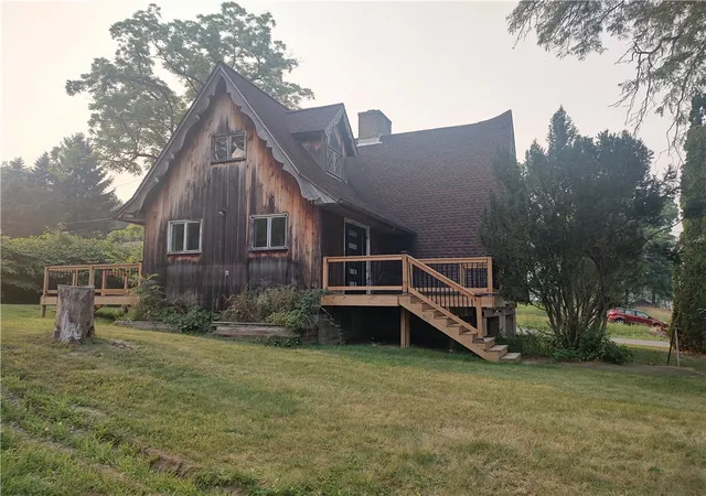 Photo 4 of Single family home for sale at 2478 Lower Lake Rd, Seneca Falls, NY 13148 | MLS# R1699437 | Listing updated on 2026-08-03