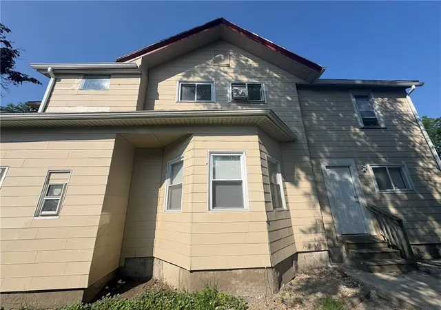 Listing Photo 2 - Condo for sale in building located at 4 Lorimer St, Rochester, NY 14608 - Unit #