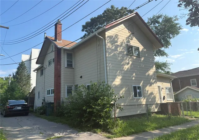 28th image of 4 Lorimer St, Rochester, NY 14608 | MLS# R1699124