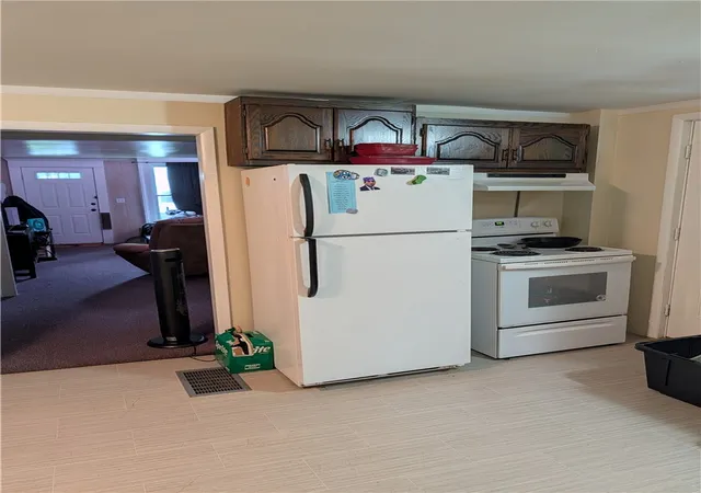 4th image of 43 Plymouth St, Norwich, NY 13815 | MLS# R1699735