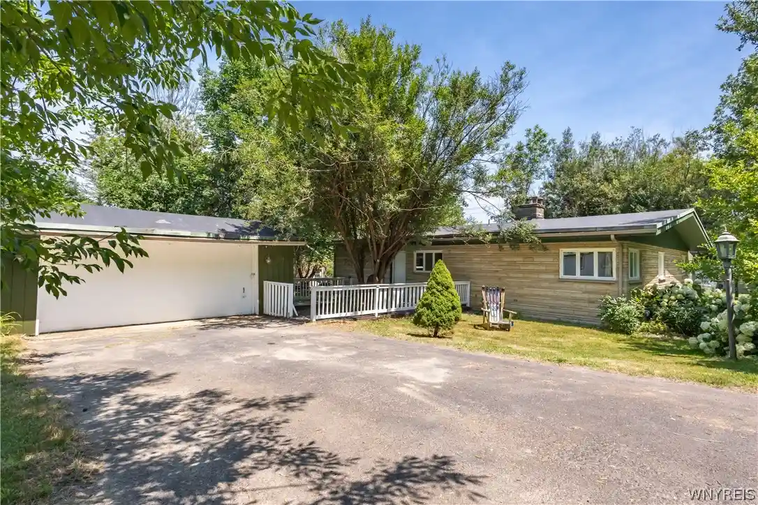 Photo 1 of Single family home for sale at 2811 Chautauqua Ave, Ashville, NY 14710 | MLS# B1699418 | Listing updated on 2026-10-18