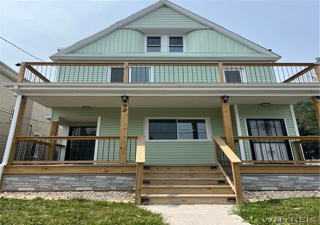 Listing Photo 3 - Condo for sale in building located at 92 Dewitt St, Buffalo, NY 14213