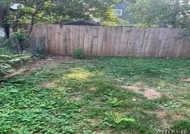 5th image of 5 Bewley Pkwy, Lockport, NY 14094 | MLS# B1699458