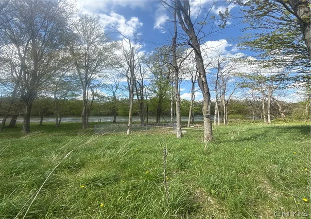 Photo 3 of Single family home for sale at 9477 Oakland Rd, Weedsport, NY 13166 | MLS# S1699856 | Listing updated on 2026-07-28