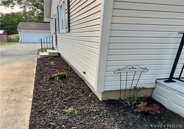 5th image of 17 Greenhill, Buffalo, NY 14224 | MLS# B1694849