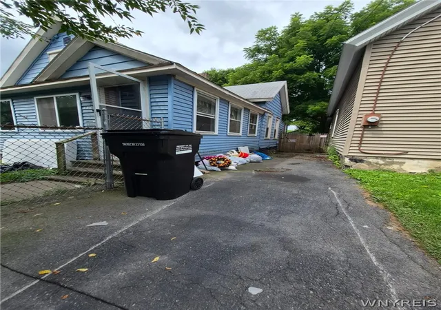 1st image of 132 Hoefler St, Syracuse, NY 13204 | MLS# B1699552