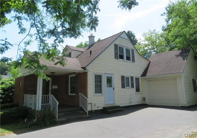 1st image of 120 Kensington Dr, Utica, NY 13501 | MLS# S1699948