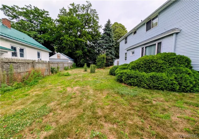 3rd image of 34 Drexel Rd, Buffalo, NY 14214 | MLS# B1699686