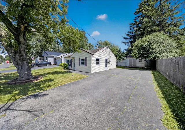 31st image of 306 Hanover Ave, Salina, NY 13088 | MLS# S1699526