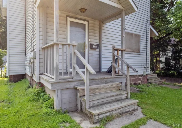 3rd image of 151 W 1St St N, Fulton, NY 13069 | MLS# S1699971