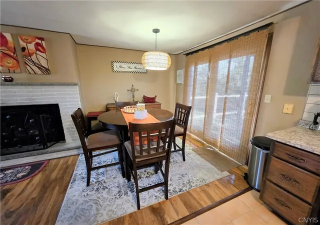 Photo 4 of Sale Pending at 105 Winstead Cir, Minoa, NY 13116 | MLS# S1696345 | Listing updated on 2026-07-28