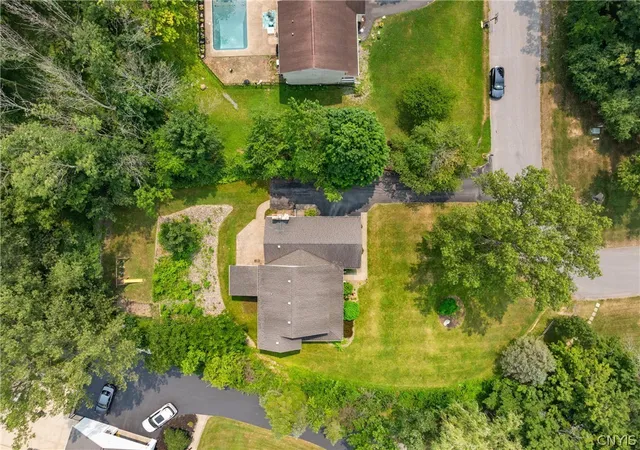 48th image of 1 Butternut Rd, New Hartford, NY 13413 | MLS# S1700016