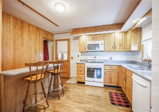 Photo 4 of Sale Pending at 149 Mcdermott St, Newark, NY 14513 | MLS# R1697092 | Listing updated on 2026-07-28