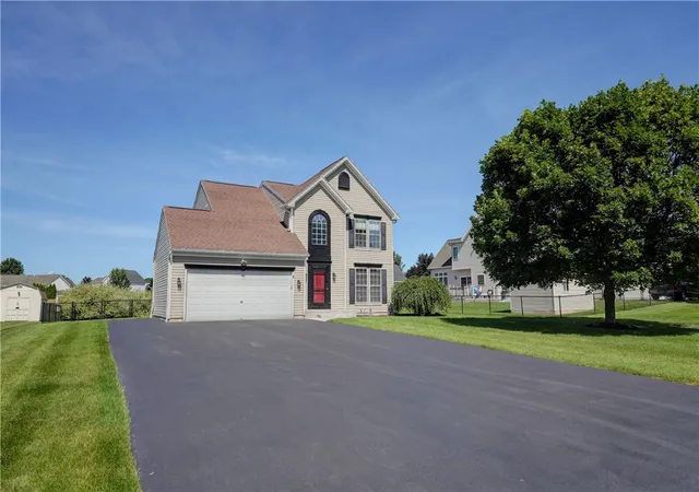 35th image of 9 Trestle Trail, North Chili, NY 14514 | MLS# R1698896