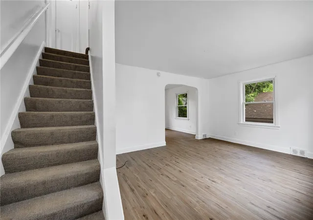 2nd image of 19 Dorbeth Rd, Rochester, NY 14621 | MLS# R1699831