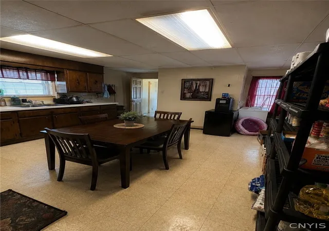 5th image of 817 Chestnut St, Utica, NY 13502 | MLS# S1699934