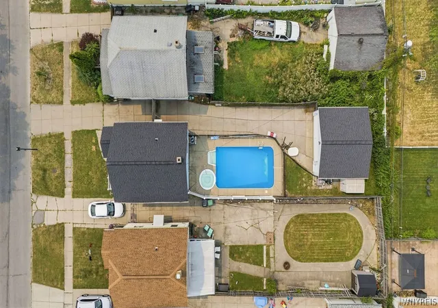 3rd image of 194 Dunlop Ave, Tonawanda, NY 14150 | MLS# B1699897
