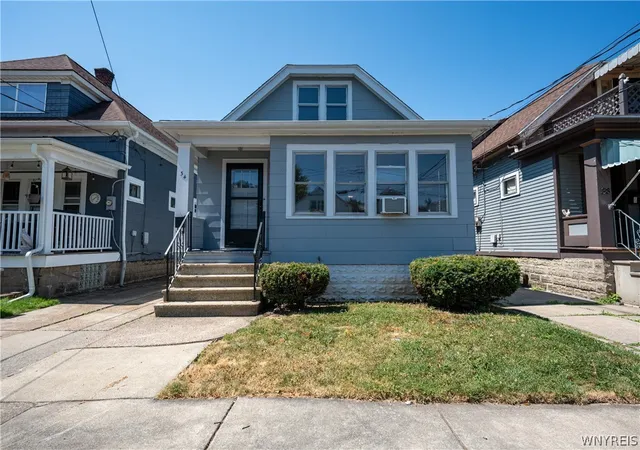 Photo 1 of Sale Pending at 34 Elgas St, Buffalo, NY 14207 | MLS# B1698981 | Listing updated on 2026-07-26