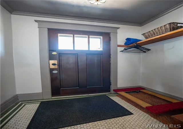 Photo 3 of Sale Pending at 34 Elgas St, Buffalo, NY 14207 | MLS# B1698981 | Listing updated on 2026-07-26