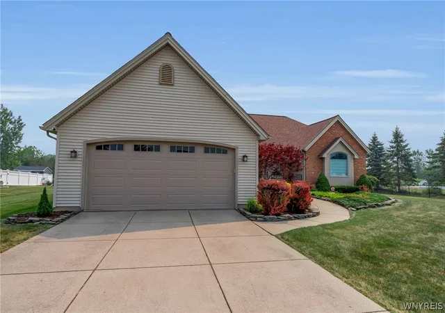 50th image of 3921 Wildwing Dr, Wheatfield, NY 14120 | MLS# B1700110