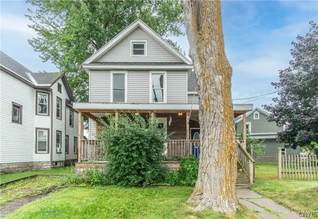 Photo 1 of Single family home for sale at 325 Arlington St, Watertown, NY 13601 | MLS# S1700252 | Listing updated on 2026-10-08