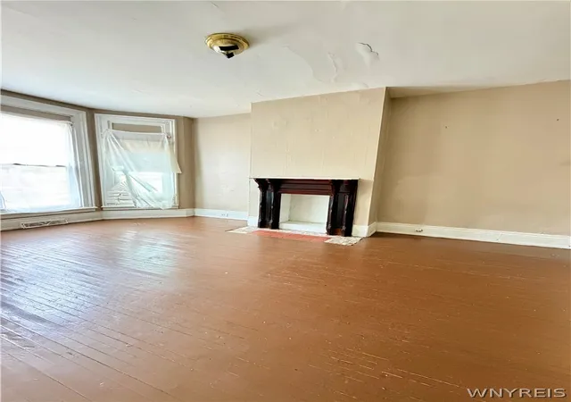 Listing Photo 2 - Condo for sale in building located at 43,45 59 61 York St, Buffalo, NY 14213 - Unit #