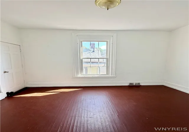 Listing Photo 4 - Condo for sale in building located at 59 York St, Buffalo, NY 14213