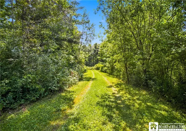 Photo 3 of Sale Pending at 3117 W Oak Hl Rd, Fluvanna, NY 14701 | MLS# R1700254 | Listing updated on 2026-07-24