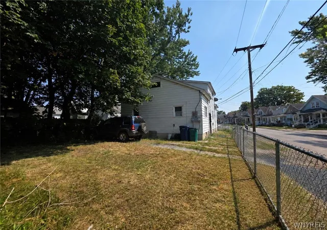 Photo 5 of Multi family home for sale at 2 Dorris Ave, Buffalo, NY 14215 | MLS# B1700261 | Listing updated on 2026-07-21