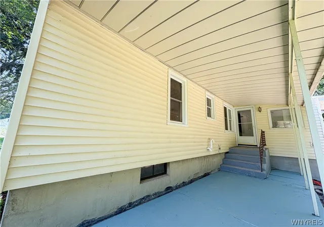 Photo 5 of Sale Pending at 3059 Broadway St, Oakfield, NY 14125 | MLS# B1700278 | Listing updated on 2026-07-29