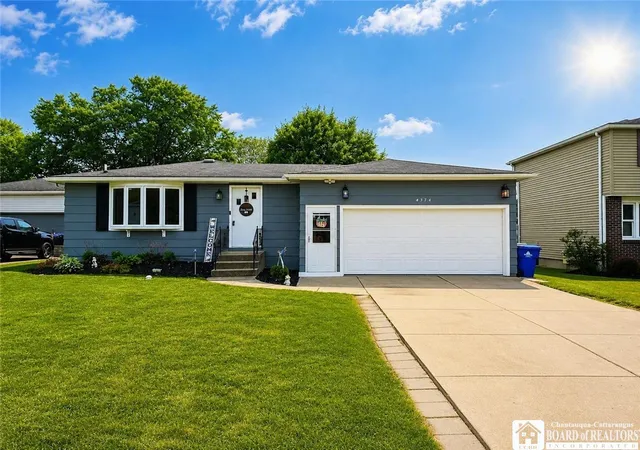 Photo 2 of Sale Pending at 4374 Robin Ln, Hamburg, NY 14075 | MLS# R1700283 | Listing updated on 2026-08-02
