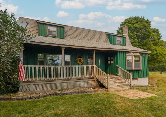 3rd image of 11498 Mendoleine Rd, Wayland, NY 14437 | MLS# R1692018